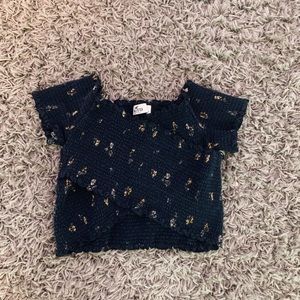 Hollister crop top